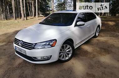 Седан Volkswagen Passat 2012 в Гайвороні