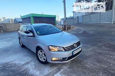 Универсал Volkswagen Passat 2012 в Рахове