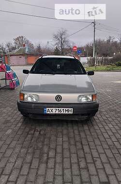 Универсал Volkswagen Passat 1993 в Харькове