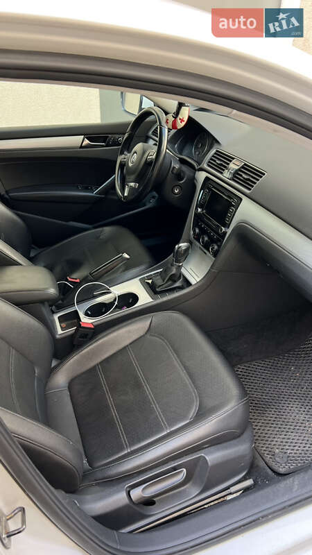 Седан Volkswagen Passat 2012 в Киеве фото 8 Седан Volkswagen Passat 2012 в Киеве