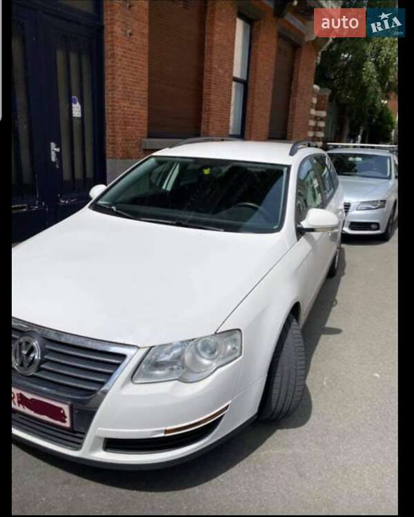 Універсал Volkswagen Passat 2008 в Вінниці