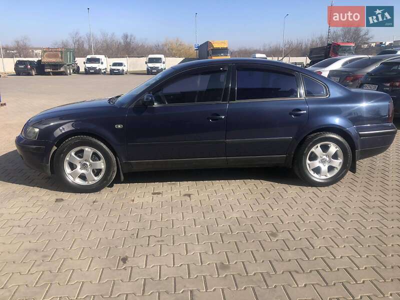 Седан Volkswagen Passat 1997 в Кривому Розі