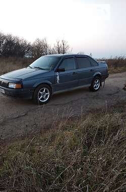 Седан Volkswagen Passat 1989 в Дрогобичі