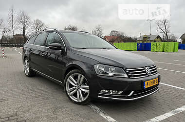 Универсал Volkswagen Passat 2011 в Коломые