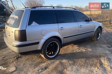 Универсал Volkswagen Passat 2002 в Бородянке