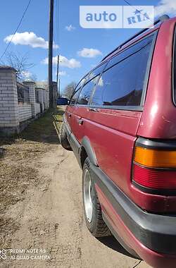 Универсал Volkswagen Passat 1990 в 