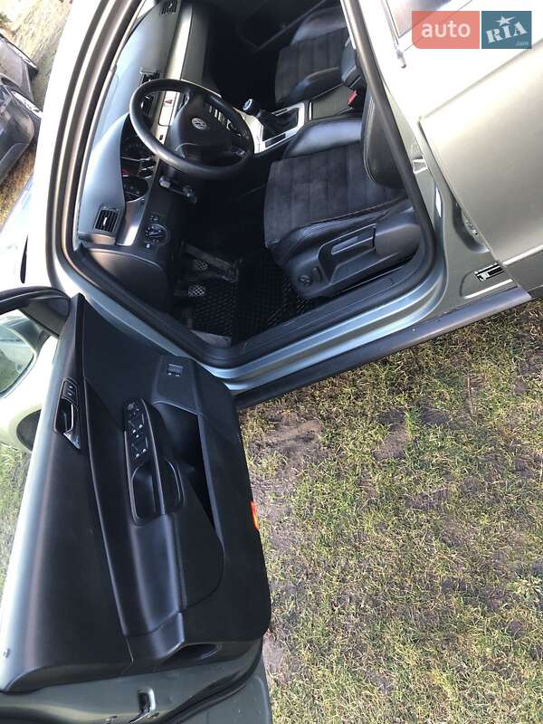 Седан Volkswagen Passat 2007 в Новояворівську