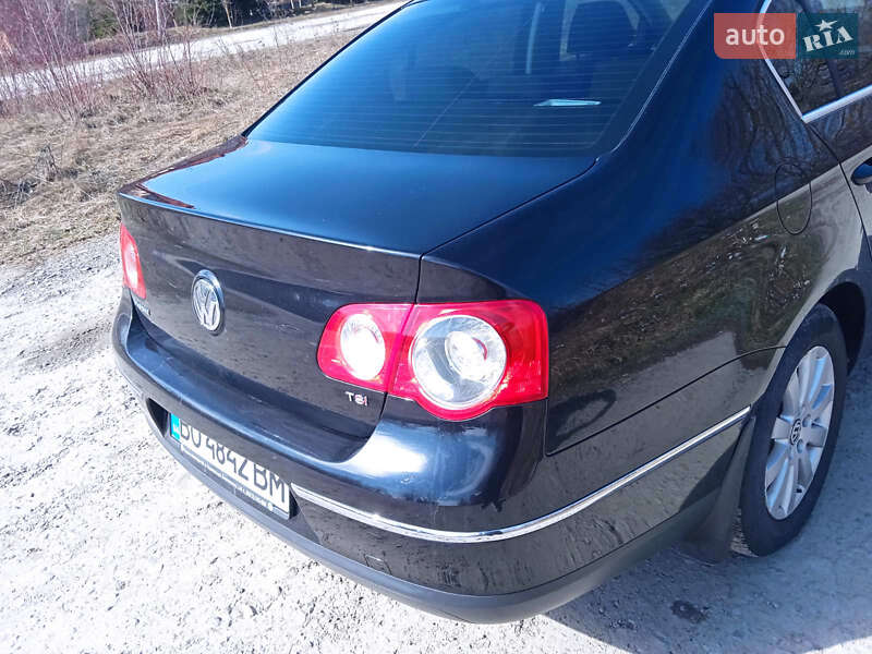 Седан Volkswagen Passat 2008 в Чорткове