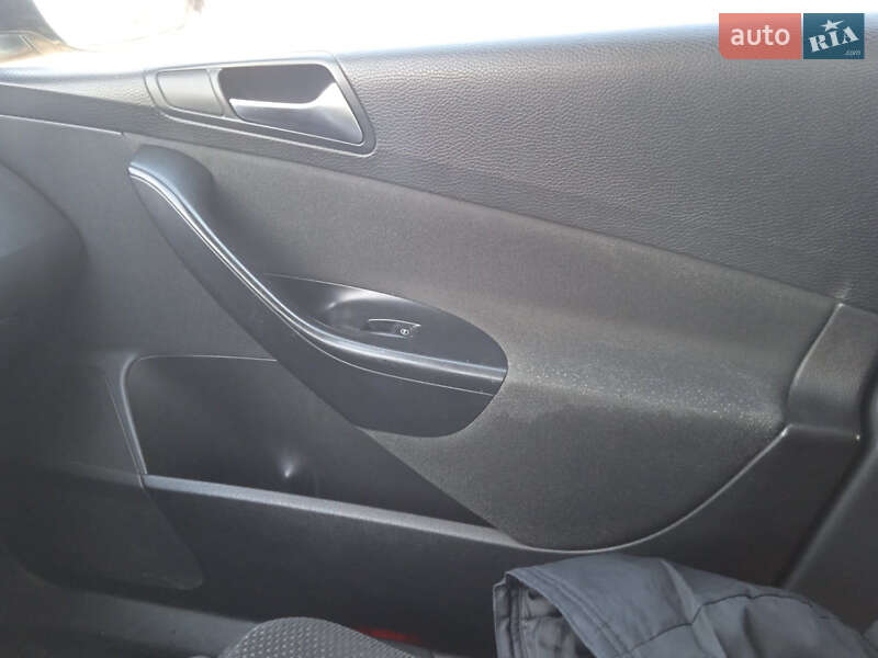 Седан Volkswagen Passat 2008 в Чорткове