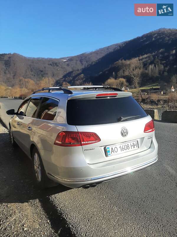 Універсал Volkswagen Passat 2013 в Хусті