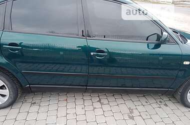 Седан Volkswagen Passat 1999 в 