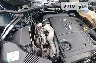 Седан Volkswagen Passat 1999 в 