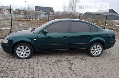 Седан Volkswagen Passat 1999 в 