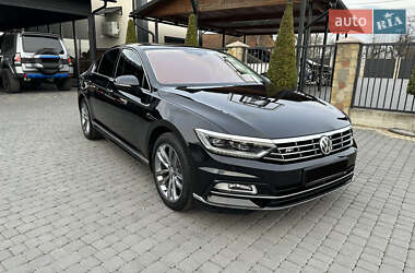 Седан Volkswagen Passat 2015 в Коломые