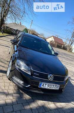 Універсал Volkswagen Passat 2012 в Рожнятові