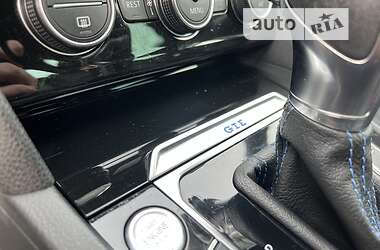 Седан Volkswagen Passat 2015 в 
