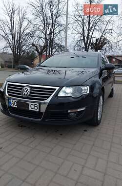 Універсал Volkswagen Passat 2008 в Ужгороді