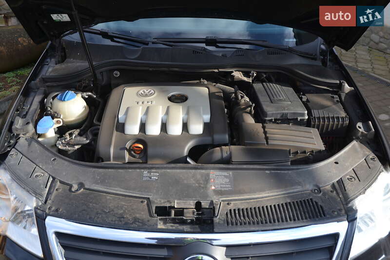 Седан Volkswagen Passat 2006 в Коломые