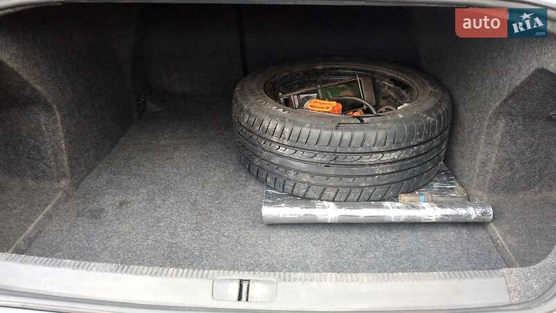 Седан Volkswagen Passat 2010 в Кагарлыке фото 19 Седан Volkswagen Passat 2010 в Кагарлыке