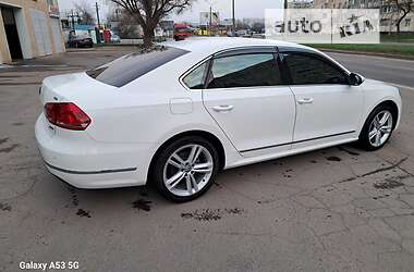 Седан Volkswagen Passat 2012 в Одессе