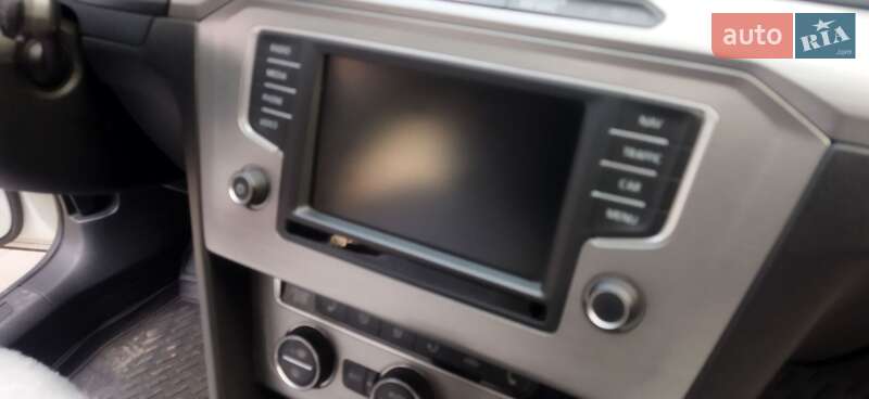 Універсал Volkswagen Passat 2016 в Корсунь-Шевченківському