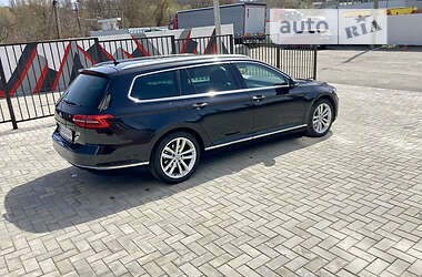 Универсал Volkswagen Passat 2016 в 