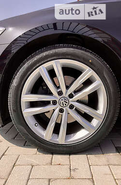 Универсал Volkswagen Passat 2016 в 