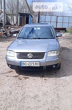 Седан Volkswagen Passat 2003 в Тернополі