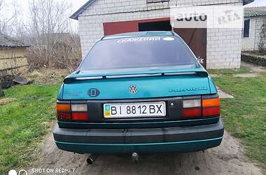 Седан Volkswagen Passat 1991 в Глобине