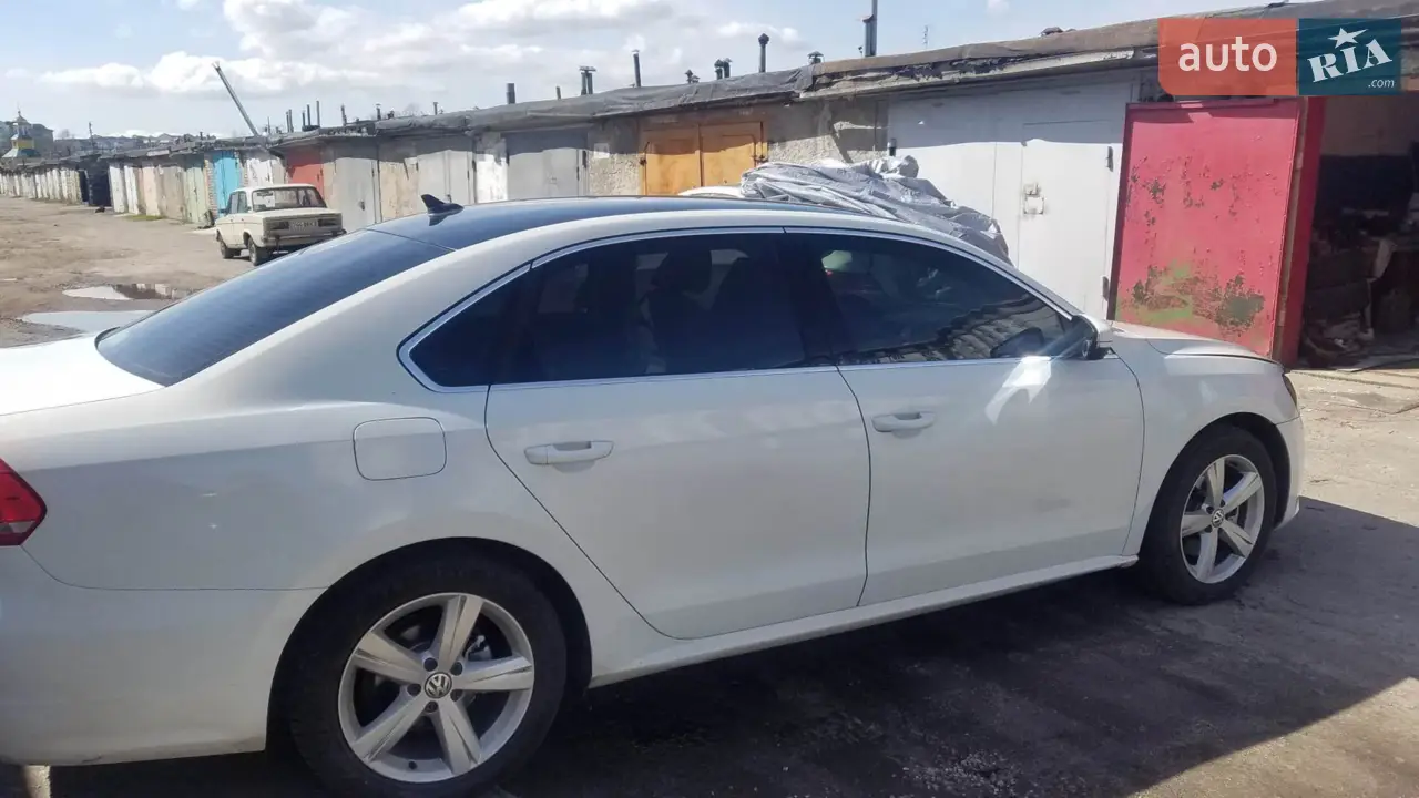 2016 Volkswagen Passat - мініатюра 30