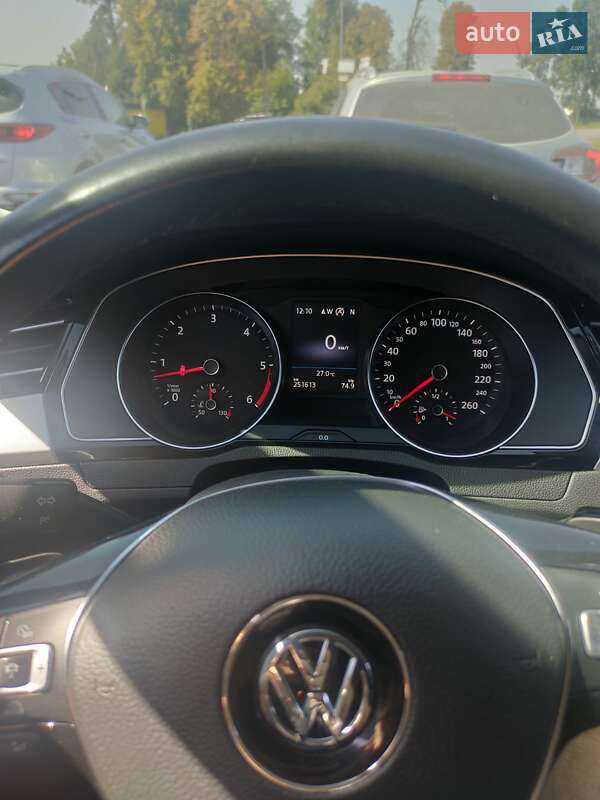 Универсал Volkswagen Passat 2018 в Виннице