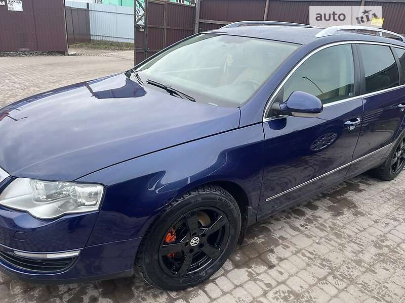 Универсал Volkswagen Passat 2006 в Сокале