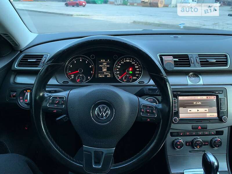 Универсал Volkswagen Passat 2012 в Одессе