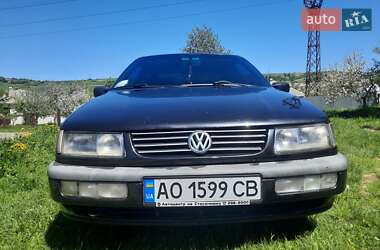 Седан Volkswagen Passat 1994 в Ждениеве