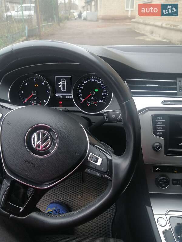 Универсал Volkswagen Passat 2016 в Кривом Роге