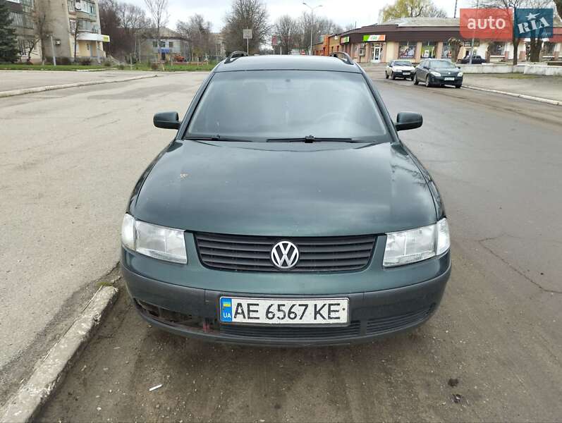 Універсал Volkswagen Passat 1999 в Васильківці