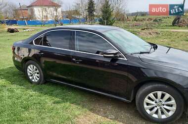 Седан Volkswagen Passat 2014 в Снятине