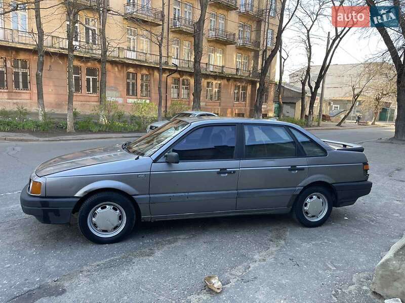 Volkswagen Passat 1989