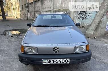 Седан Volkswagen Passat 1989 в Одесі