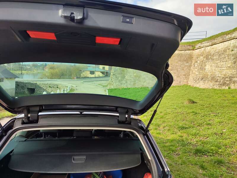 Універсал Volkswagen Passat 2012 в Збаражі