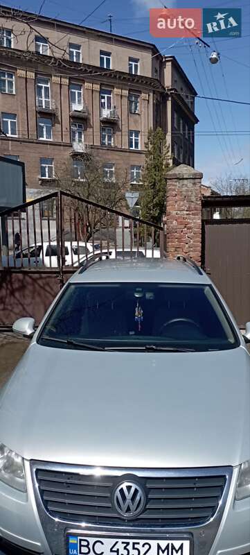 Універсал Volkswagen Passat 2008 в Львові