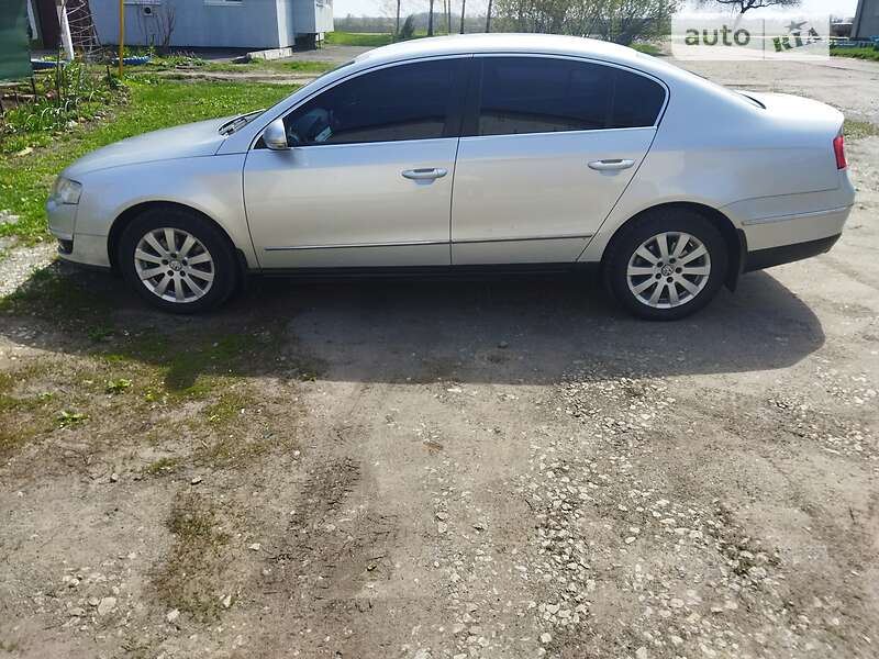 Седан Volkswagen Passat 2008 в Близнюках