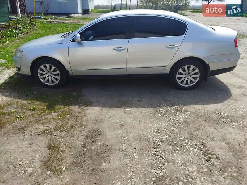 Седан Volkswagen Passat 2008 в Близнюках