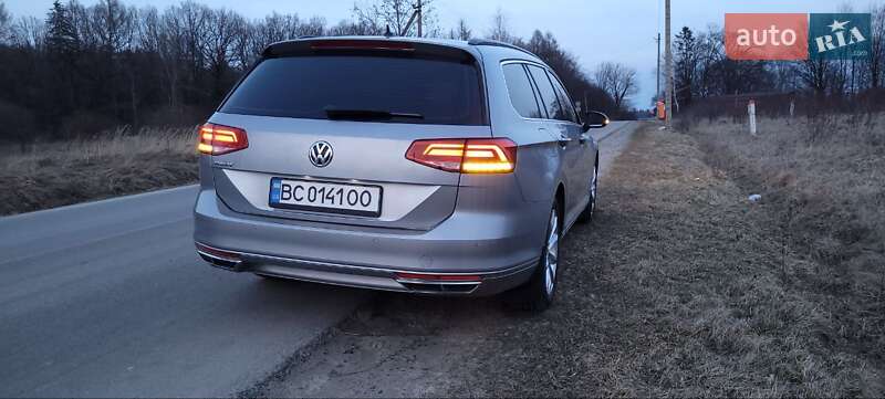 Универсал Volkswagen Passat 2017 в Дрогобыче