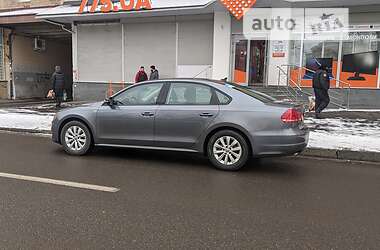 Седан Volkswagen Passat 2013 в 