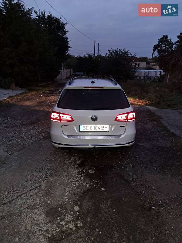 Универсал Volkswagen Passat 2012 в Николаеве