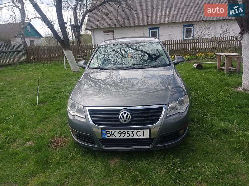 Седан Volkswagen Passat 2007 в Вараше