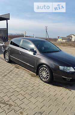 Седан Volkswagen Passat 2005 в Глыбокой