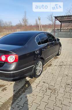 Седан Volkswagen Passat 2005 в Глыбокой