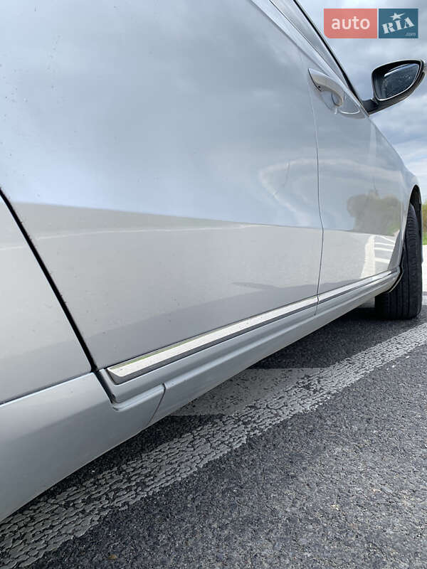 Универсал Volkswagen Passat 2011 в Хмельницком